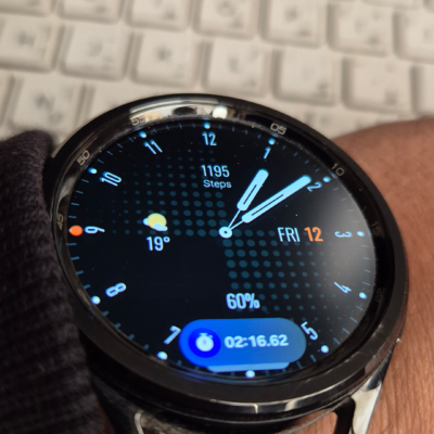 Analog Origins: Minimal Watch Android Screenshot 3